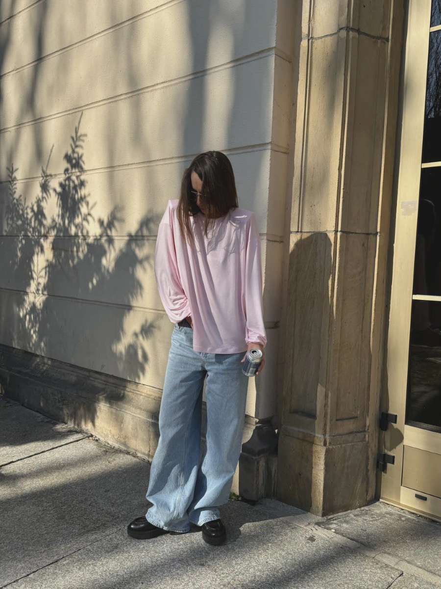 Longsleeve-RAVI-olgaJAHR-bladorozowy-1 longsleeve ravi olgajahr bladorozowy 1